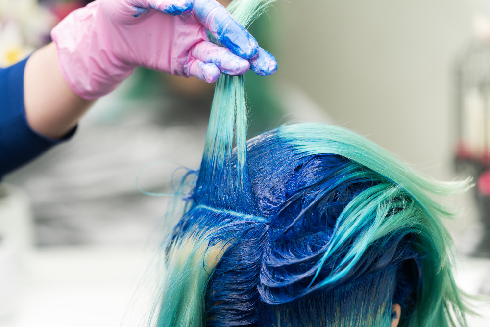 8 Ways To Remove Stubborn Blue Hair Dye