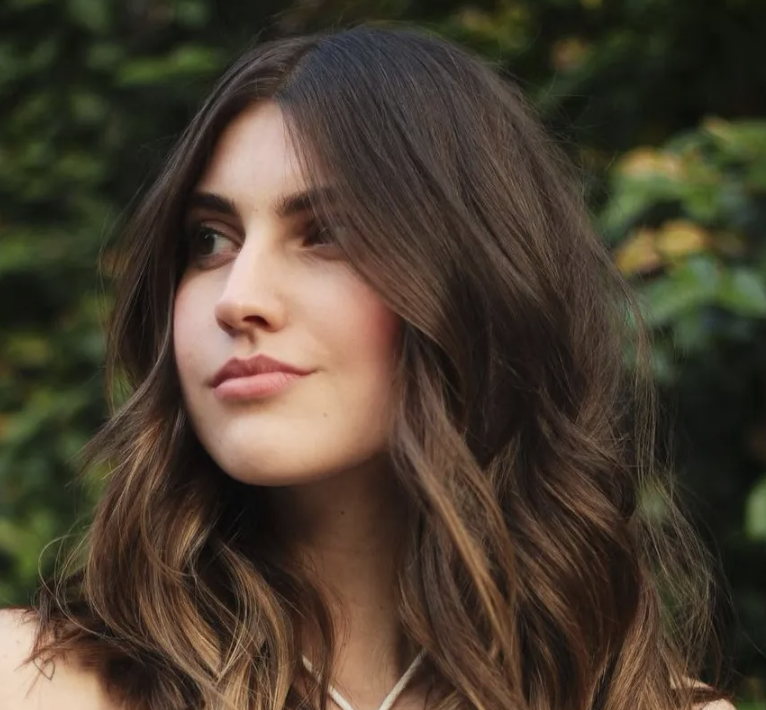 9 Haircuts and Styles to Perfectly Complement Your Round Face